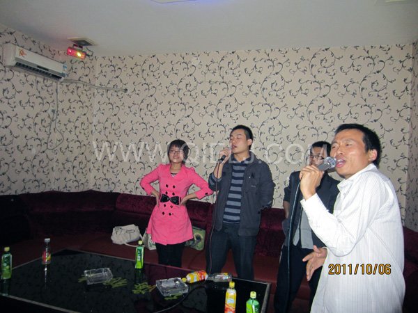 2011年10月，鄭州企鵝糧油機械有限公司--外貿(mào)部，十一國慶節(jié)團體活動！(圖1)